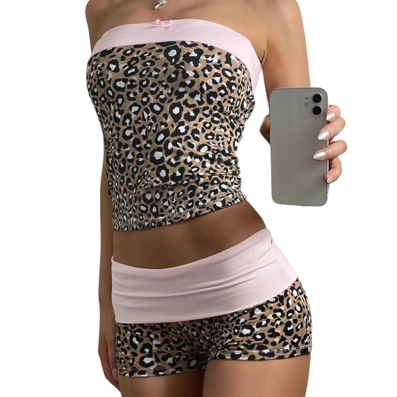 NWOT, Nice For What, Women’s Leopard Print Two Piece Set, Pink, Size Small - Picture 1 of 5